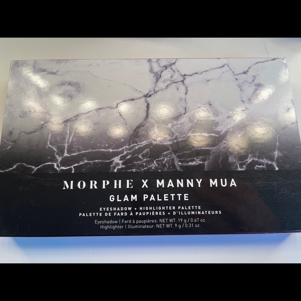 Makeup palette